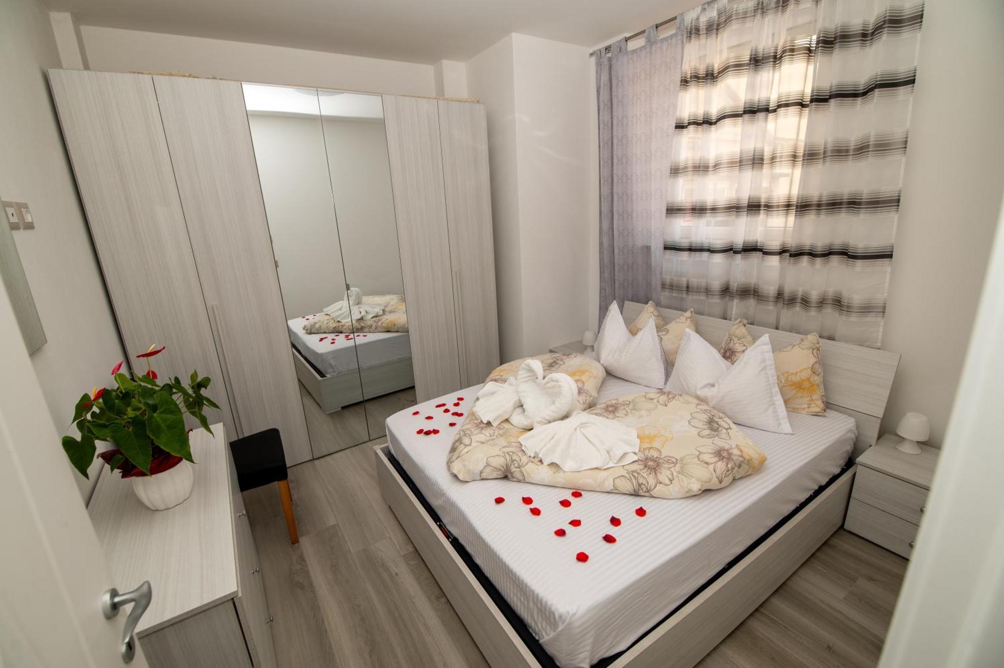 Junior Deluxe 3 Apartment Merano Bagian luar foto